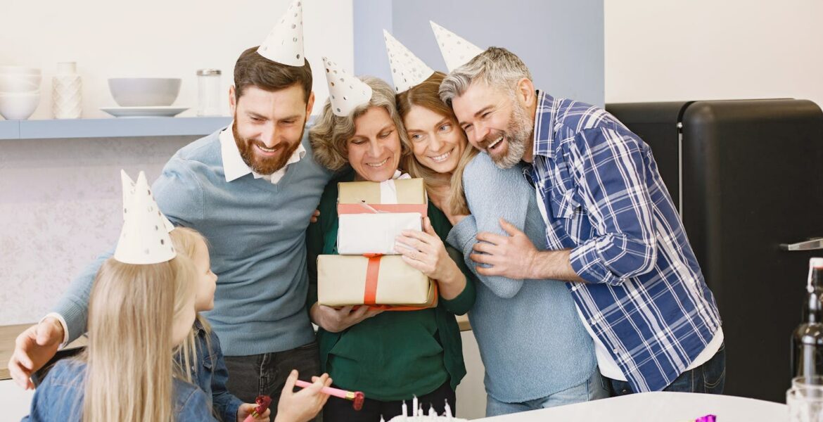 Présent d&rsquo;usage : quel montant pouvez-vous offrir sans le déclarer au fisc ?
