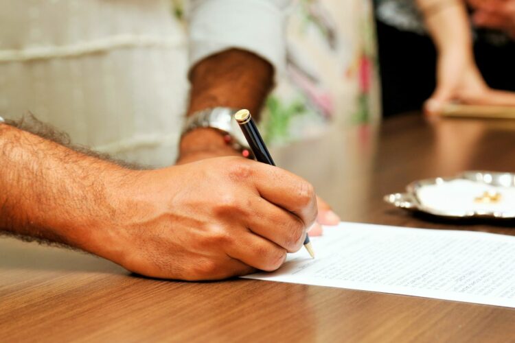 Modèle de lettre au notaire pour l&rsquo;ouverture d&rsquo;une succession