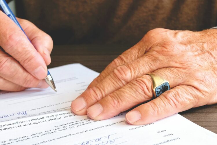 Testament-partage : fonctionnement, avantages et différence avec la donation-partage